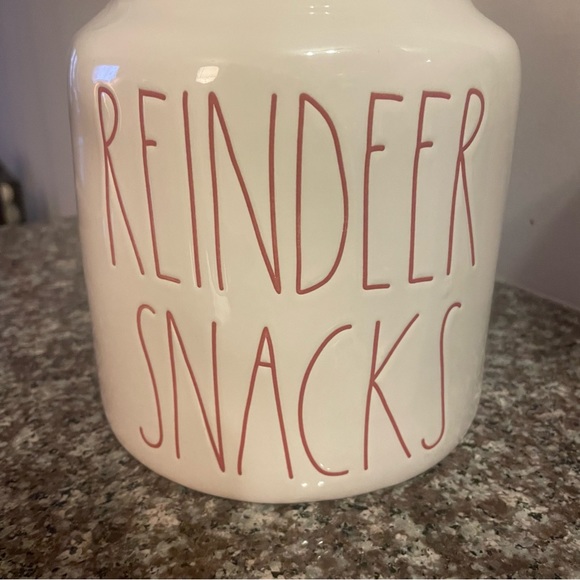 Rae Dunn white “Reindeer Snacks” Christmas canister New - Picture 2 of 6